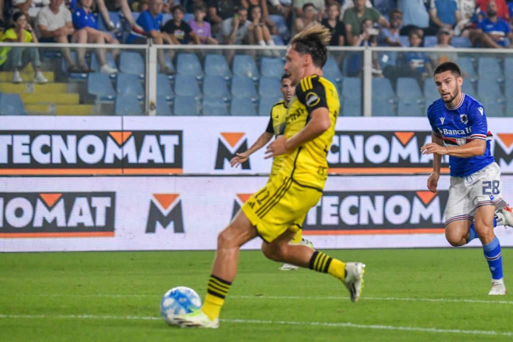 Tramoni gol a Genova