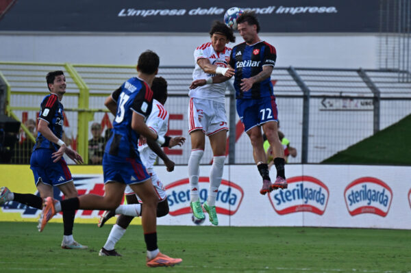 IPA88768315 - Tommaso Guizzo of AC Pisa 1909 hit the ball during the soccer match between Mantova 1911 and SC Pisa 1909, MD5 of Serie BKT Italian Soccer Championship 2026/2027 at Danilo Martelli - Pata Stadium on September 20, 2026 in Mantua, Italy.
