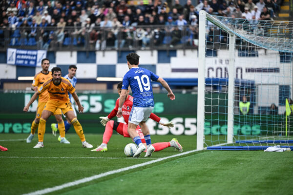 Nicolas Kuhn of Calcio Como in action during the Italian Serie A football match between Calcio Como and Pisa Sporting Club on March 22, 2026 at the Giuseppe Senigallia stadium in Como, Italy Photo Tiziano Ballabio